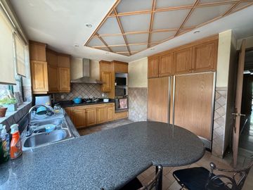 Venta casa en conjunto, Bosques de las Lomas, avenida de la palma