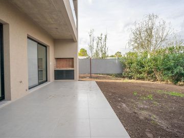 venta casa tipo duplex condos don mateo funes