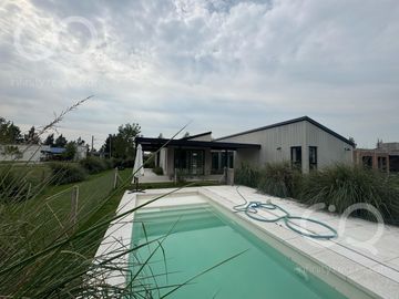Casa en Fincas Sporting