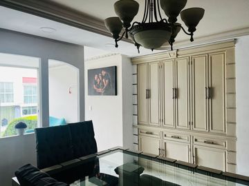 INTERLOMAS CASA EN VENTA EN CONJUNTO HORIZONTAL