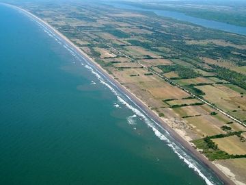 Vendo terreno con playa para inversión en Isla del Novillero, Tecuala, Nayarit.