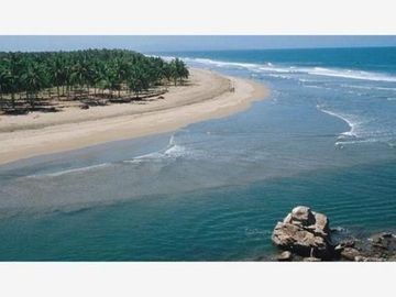 Vendo terreno con playa para inversión en Isla del Novillero, Tecuala, Nayarit.