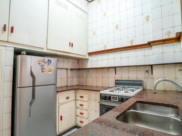 Gran Departamento venta 4 ambientes en  Recoleta