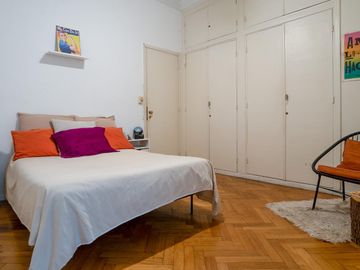 Gran Departamento venta 4 ambientes en  Recoleta