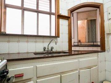 Gran Departamento venta 4 ambientes en  Recoleta