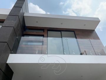 CASA EN VENTA EN MONCAYO