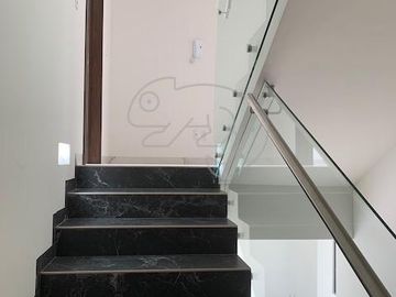 CASA EN VENTA EN MONCAYO