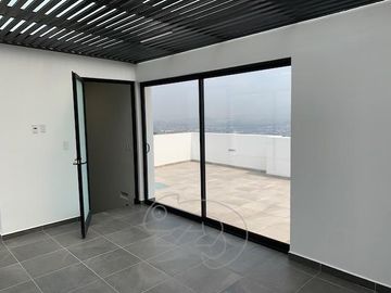 CASA EN VENTA EN MONCAYO