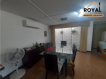 ANDALUCIA BARRANQUILLA VENTA CASA LOTE 301 M2 CASA 250 M2