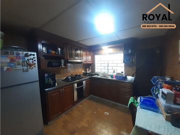 ANDALUCIA BARRANQUILLA VENTA CASA LOTE 301 M2 CASA 250 M2