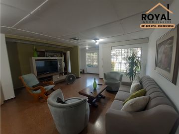 ANDALUCIA BARRANQUILLA VENTA CASA LOTE 301 M2 CASA 250 M2