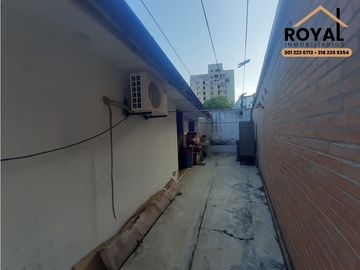 ANDALUCIA BARRANQUILLA VENTA CASA LOTE 301 M2 CASA 250 M2