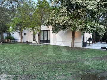 QUINTA EN LOS SABINOS