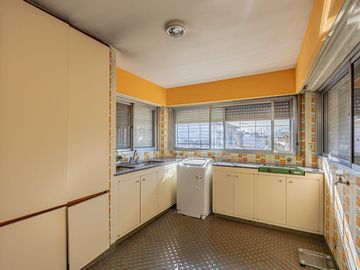 CASA EN VENTA HURLINGHAM - APTO CREDITO - PERMUTA