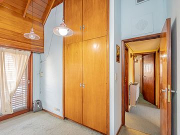 CASA EN VENTA HURLINGHAM - APTO CREDITO - PERMUTA