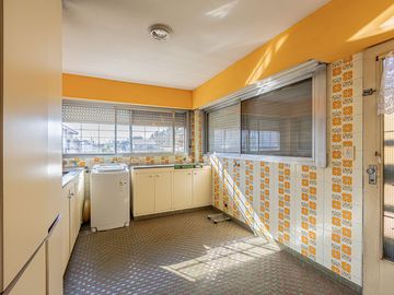 CASA EN VENTA HURLINGHAM - APTO CREDITO - PERMUTA