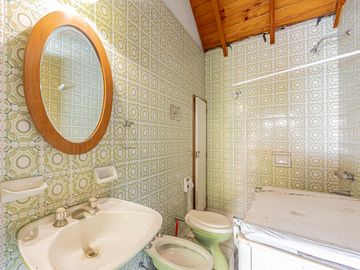 CASA EN VENTA HURLINGHAM - APTO CREDITO - PERMUTA