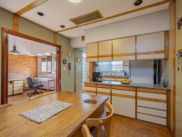 CASA EN VENTA HURLINGHAM - APTO CREDITO - PERMUTA