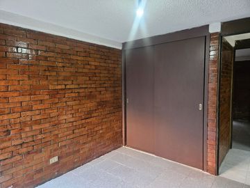 RENTO DEPARTAMENTO PLANTA BAJA EN FRACC. EL CAMPANARIO, ATIZAPÁN DE ZARAGOZA