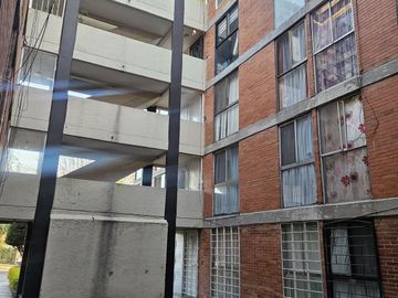 RENTO DEPARTAMENTO PLANTA BAJA EN FRACC. EL CAMPANARIO, ATIZAPÁN DE ZARAGOZA