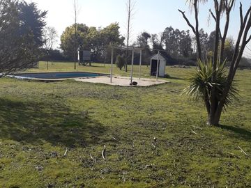 VENTA DE PARCELA CON CASA CAMINO A PINTO