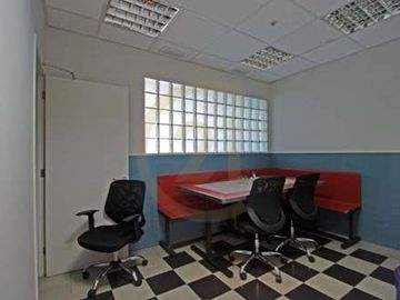 Oficina Moderna en Venta Ciudad Empresarial