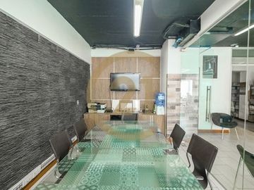Oficina en venta en Huechuraba