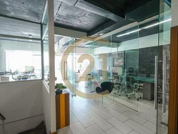 Oficina en venta en Huechuraba