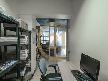 Oficina en venta en Huechuraba