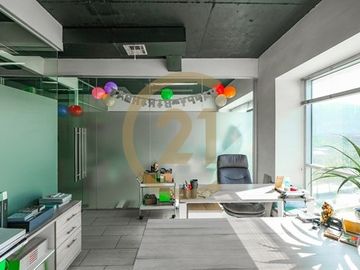Oficina en venta en Huechuraba