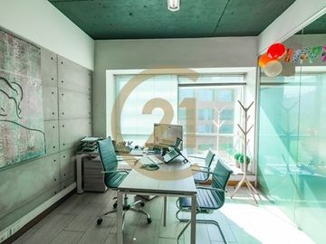Oficina en venta en Huechuraba