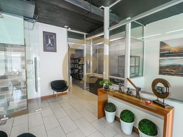 Oficina en venta en Huechuraba