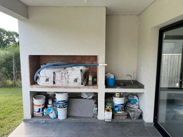 Casa a estrenar en venta en barrio cerrado San Matias - Escobar