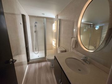 Departamento en venta en Hacienda de las Palmas. Torres Vivendi