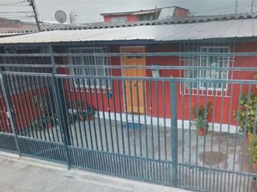 Casa en Venta en Clotario Blest con Departamental