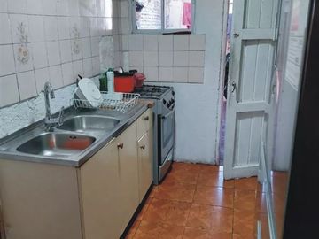 Casa en Venta en Clotario Blest con Departamental