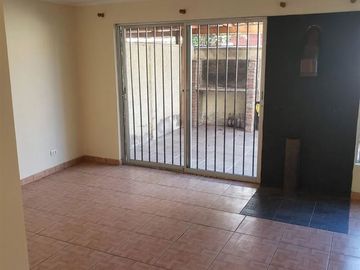 Casa en Venta en Hernan Navarrete con Camino Buin Maipo
