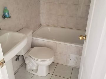 Casa en Venta en Hernan Navarrete con Camino Buin Maipo