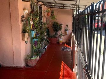 Casa en Venta en Los Gladiolos con Cooperacion