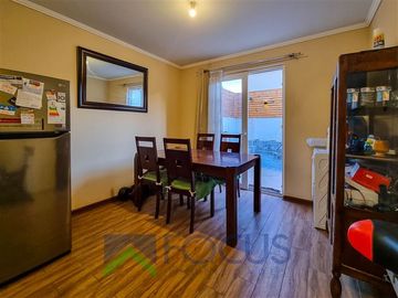 Casa en Venta en A pasos de a cuatro poniente con alfredo silva carvallo