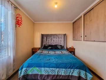 Casa en Venta en A pasos de a cuatro poniente con alfredo silva carvallo
