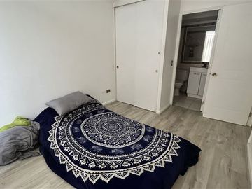 Departamento en Venta en A pasos de metro Santa Ana y Cumming