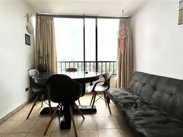 Departamento en Venta en A pasos de metro Santa Ana y Cumming