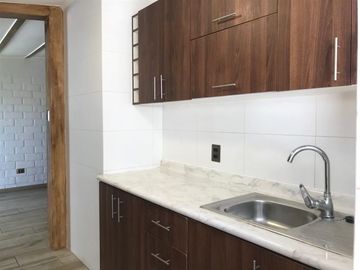 Casa en Venta en Vitacura / La Llavería