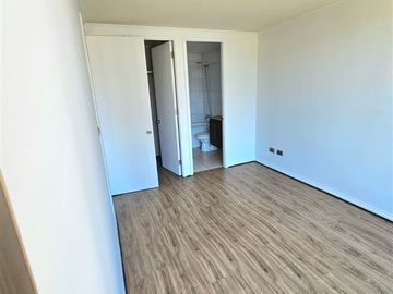 Departamento en Venta en Jose Miguel Carrera con Claudio Gay
