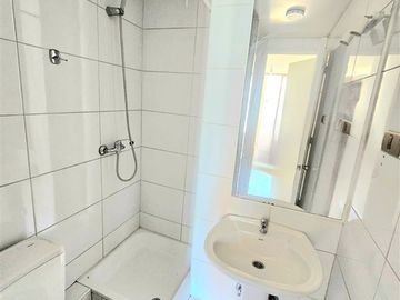 Departamento en Venta en Jose Miguel Carrera con Claudio Gay