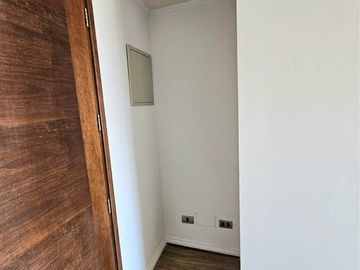 Departamento en Venta en Jose Miguel Carrera con Claudio Gay