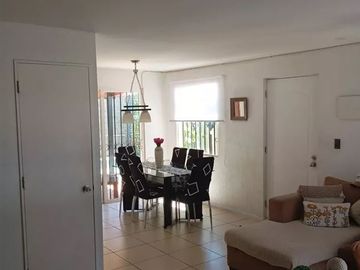 Casa en Venta en Valle Lo Campino