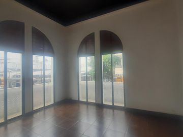 Oficina  en Alquiler en Avenida Boyacá MarF