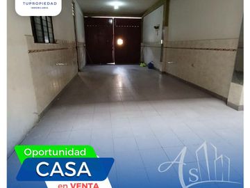 VENTA CASA 3 PISOS LOS PORTALES DE NARANJAL SAN MARTIN DE PO